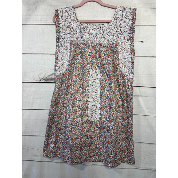 J. Marie Dresses & Skirts - J. Marie Dress Size MED Multicolor Floral Print Spring Summer Perfection